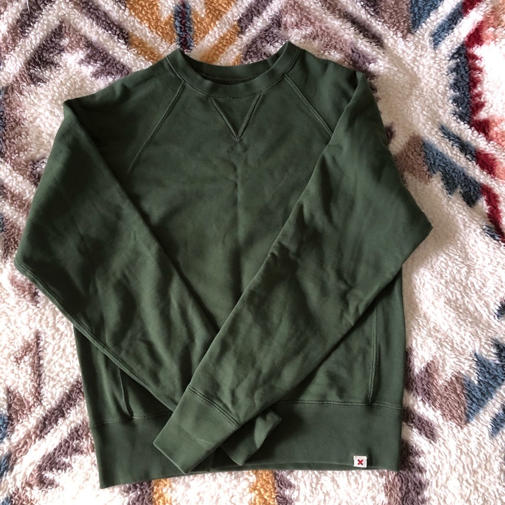 Best Made Co. Olive Crewneck Sweater - Picture 2 of 4